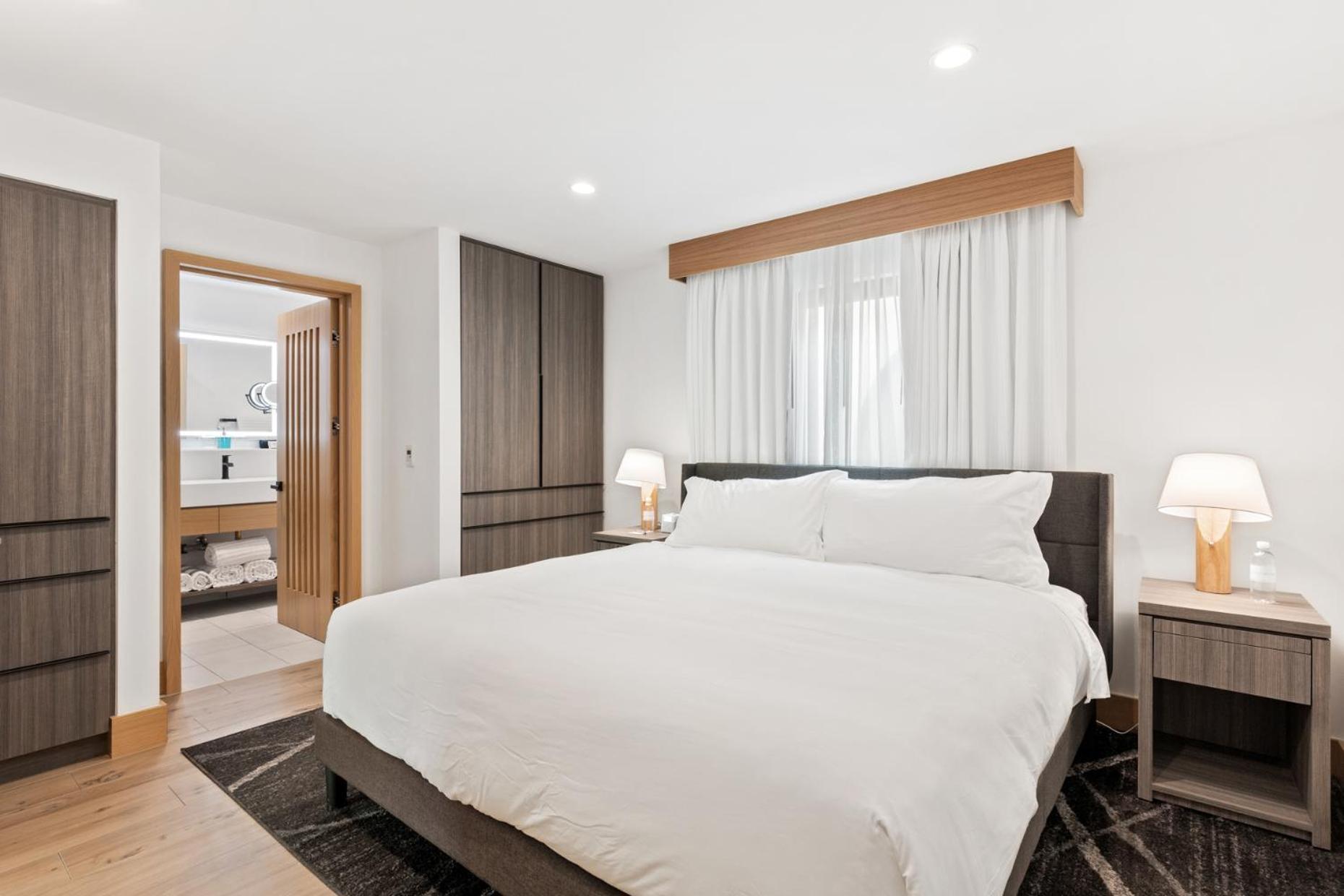 Malibu Sand Carbon Beach Suites Buitenkant foto