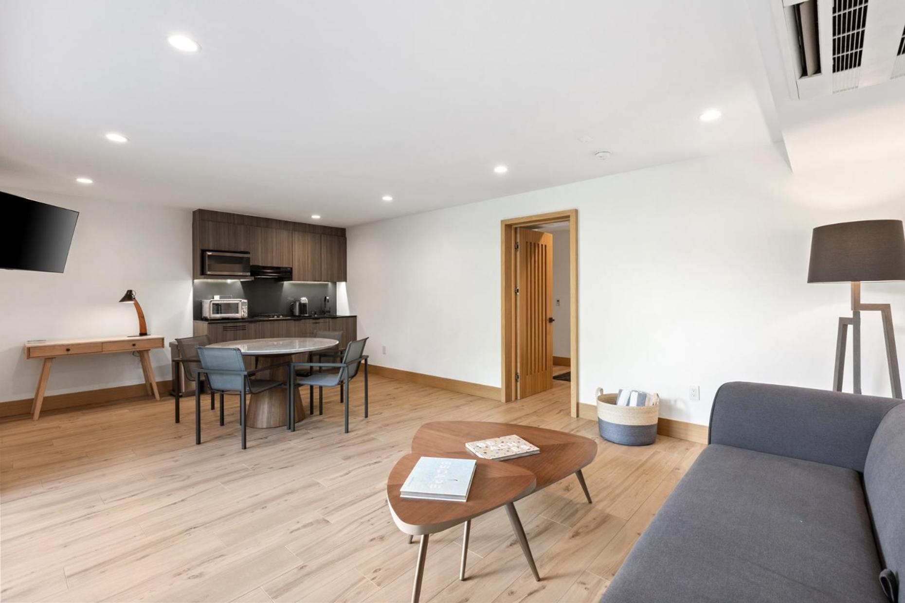 Malibu Sand Carbon Beach Suites Buitenkant foto